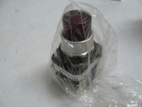NEW ALLEN BRADLEY 800T-QBH10R SERIES T PUSH BUTTON RED LED TYPE 4, 13, 120V