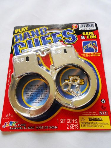 Play Hand Cuffs Safe &amp; Fun 1 Set Cuffs 2 Keys Age 4+ Safety Release Costumes