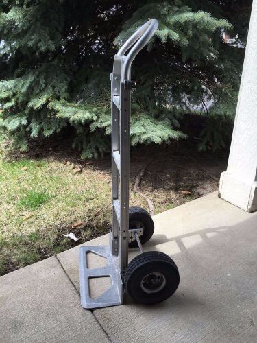 CDS B&amp;P HAND TRUCK 500 lb. capacity Made in USA