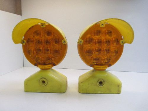 EMPCO-LITE BARRICADE SAFETY LIGHT 212-3LW CONSTRUCTION USED FOR PARTS LOT OF 2