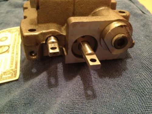 Kobota M105 or M108 2 Spoil Hydraulic Shuttle valve