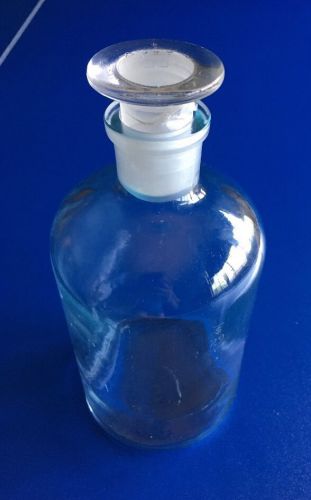 One Kimax 1000 mL Glass Reagent Bottle. Narrow Mouth.Flat Head Glass stopper #29