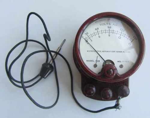Weston A.C. Volt Meter Gauge Model 528 Portable Test Meter Bakelite Quality