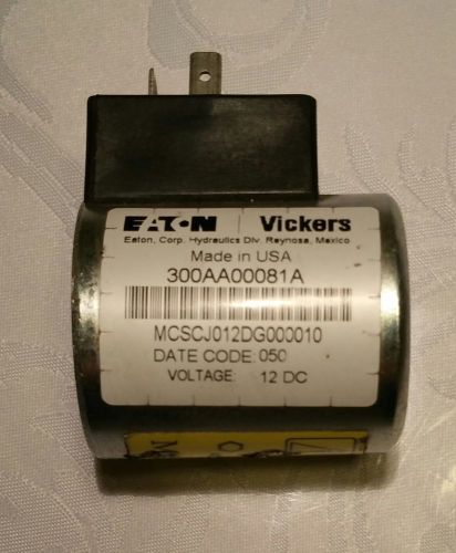 Eaton, Vickers 300AA00081A Solenoid Coil, 12 VDC, 1.92 A, 23 W, IP65
