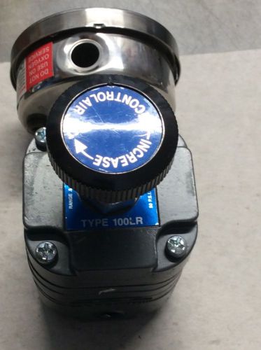 Controlair type 100LR Pressure Regulator W/Omega Q-8962 gauge