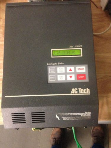 10 HP 200-240VAC AC TECH LENZE AC DRIVE M12100B (CAN BE USED AS PHASE CONVERTOR)
