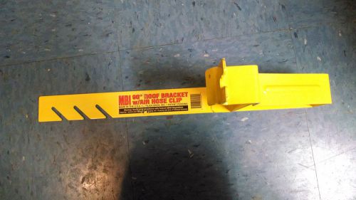 Mbi 90 degree roof bracket with air hose clip for sale