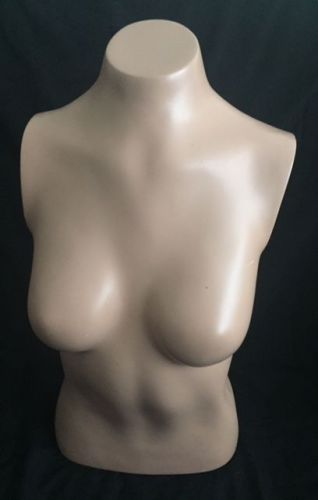 USED FEMALE HALF BODY PLASTIC MANNEQUIN FORM