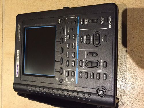 Portable digital oscilloscope-tektronix ths720a with accessories for sale