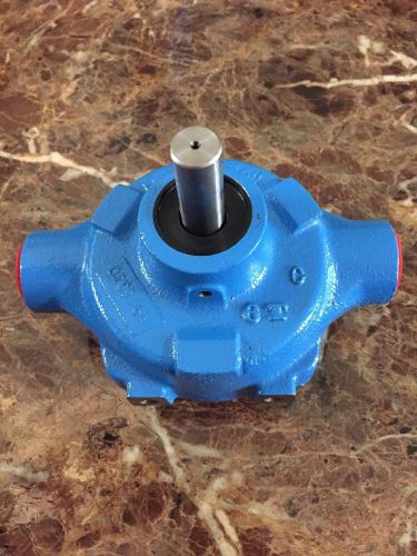 New Hypro Series 6500 (Model 6500C) Cast Iron 6 Roller Pump - 21.8 GPM 300 PSI