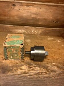 GREENLEE RADIO CHASSIS PUNCH 730 SIZE 1 1/4