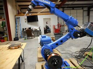 Yaskawa WELD Robot  MA2010  Qty 2 (1000) KG positioners Miller 500 Amp