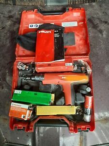 Hilti 2084262 DX 2 Powder Actuated Fastening Tool with extra powder