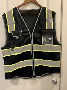 Black High Visibility Safety Vest with Pockets and Zipper (Size: Large)