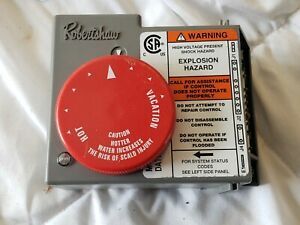 Robertshaw circuit board for water heater.  gas valve not included. unused