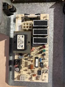 Manitowoc  Control Board Q-210 series   P/N 2511393          1092-600