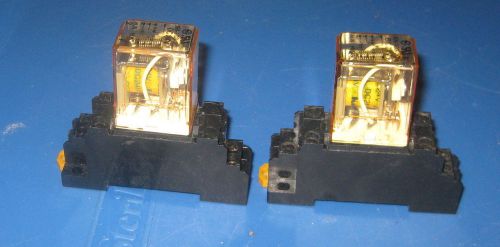 (lot of 2) Kun Hung KH-103-2C DC24V relay with base