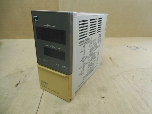 Omron Temperature Controller E5EX-A-F E5EXAF 100/240 VAC 15VA 15 VA Used