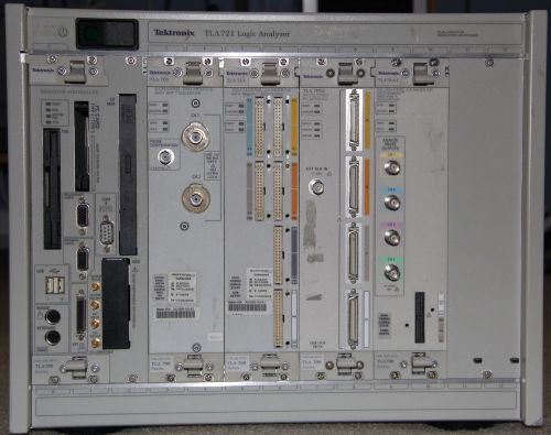 Tektronix TLA721 Mainframe+TLA7L3+TLA7AA1+TLA7D1(DSO)+TLA7PG2(Pattern Generator)