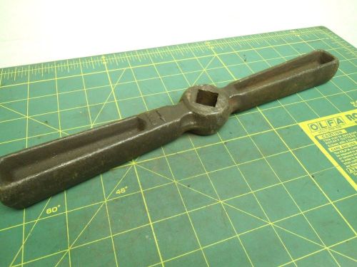 VALVE T TEE HANDLE APPROX 23/32 SQUARE 12-1/2 X 1-3/4 X 1-1/8 (QTY 1) #57206