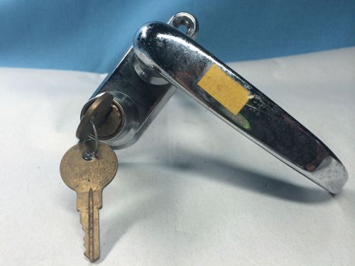 Garage door l handle lock with keys -  locksmith for sale