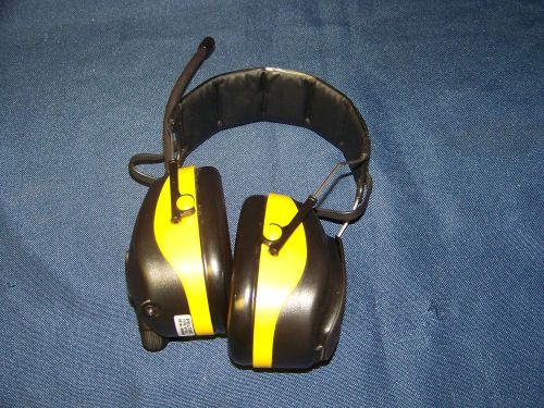 Peltor WTD22 AO Safety WorkTunes AM/FM Radio Headphones Hearing Protectors