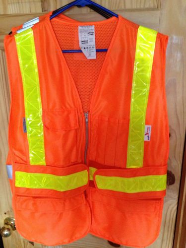.  1 Vinatronics High Visibility Work Vest. XL.
