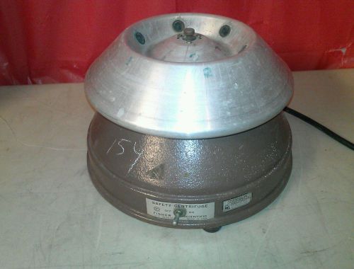 Fisher Scientific  Safety Centrifuge 6 tube