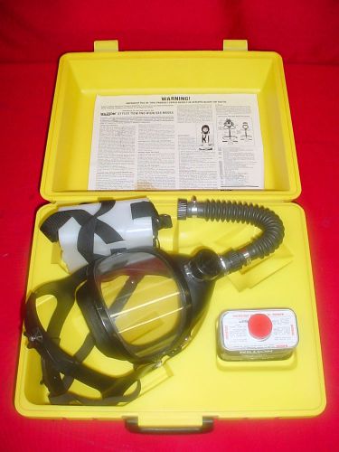 Willson Safety Products TIGW Gas Mask Assembly w/ Canister, Mask, Case