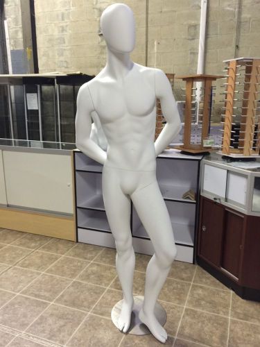 Used male fiberglass egg head mannequin dress form display #md-c29w2x for sale