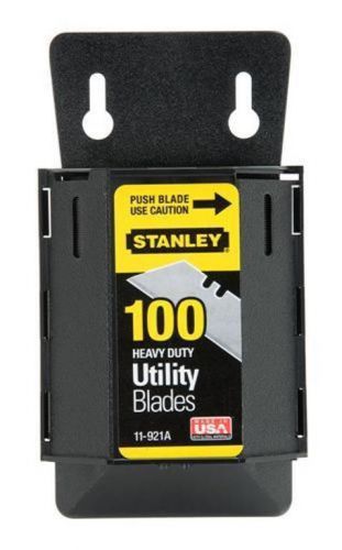 Stanley 100-Pack Heavy Duty Utility Blades with Dispenser, 11-921A