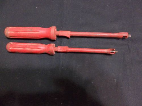 TWO INSULATED-SCREW HOLDING SPRING LOADED SCREWDRIVERS PHILIPS &amp; FLAT BLADE