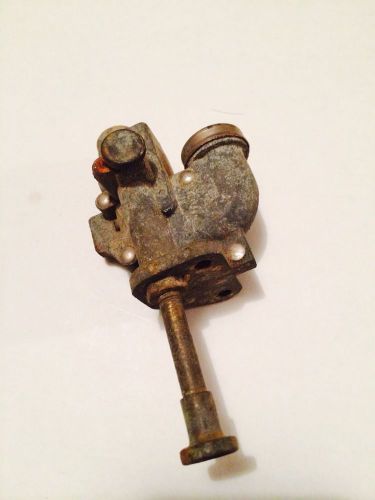 ANTIQUE BRIGGS AND STRATTON GAS ENGINE CARBURETOR FH? FI? NOT SURE HIT AND MISS