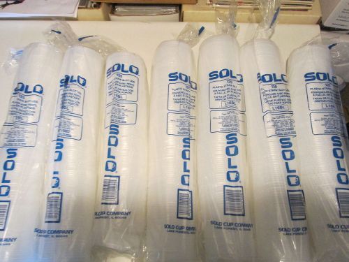 Around 800 SOLO Plastic Straw Slot Lids L16BL drink cup lids