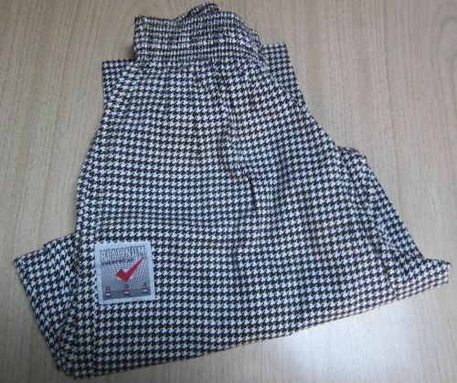 Platinum Everywear by Mike Christian Chef Pants Classic Black &amp; White Check LRG.