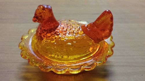 Mosser Marigold color glass salt hen chicken on nest basket dish chick
