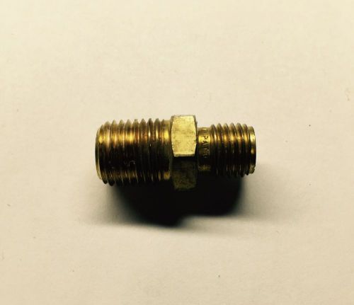 Swagelok Brass B-400-1-4 Male Connectors 1/4&#034; Swagelok to 1/4&#034; NPT [Lot of 4]