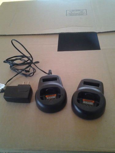 2 motorola cls radio charger hctn4001a for cls1110,cls1410,vl50 for sale