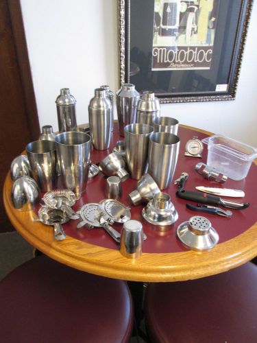 Lot of bar martini cocktail shaker set of stainless steel - no reserve - misc - for sale