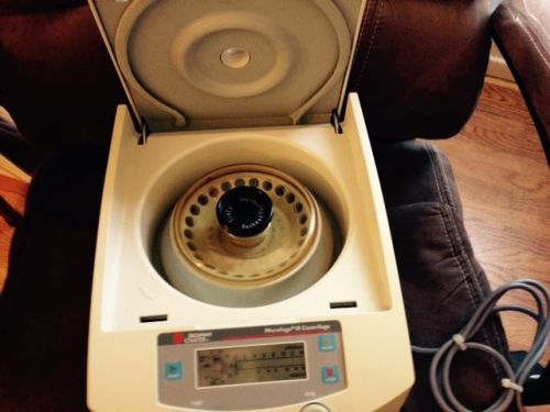 Beckman Coulter Microfudge 18 Centrifuge