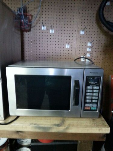 Panasonic NE-1054F Pro Commercial Microwave Oven 1000 W 10 Programmable Buttons