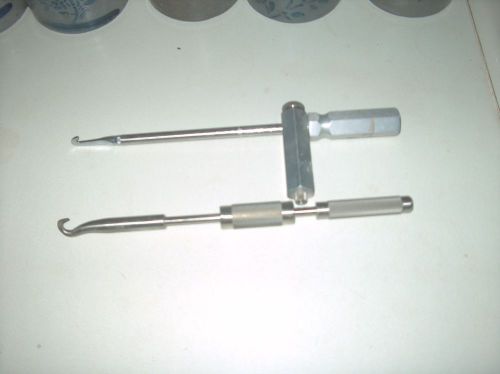 A NICE PAIR OF HOOKED MEDICAL SURGICAL HEAVY DUTY INSTRUMENTS EXCELLENT ++ COND.