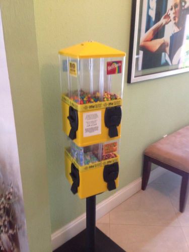 Candy vending machine