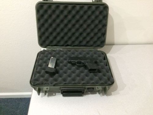 Pelican/ hardigg case (g-99) l 10.5&#034; x 17&#034; x 5&#034; green for sale