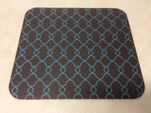 Mouse Pad with Precise Mousing Surface, Approx 9&#034; x 8&#034;, Chevron/Lattice Design(8