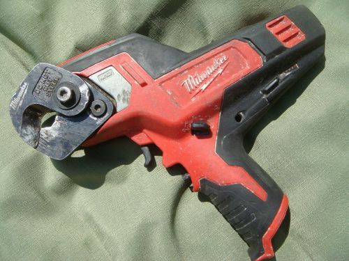 Milwaukee 2472-20 M12 600 MCM Cable Cutter