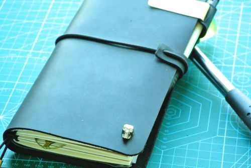 100% Leather Journal - Personalized Journal - paper Notebook - Custom Diary