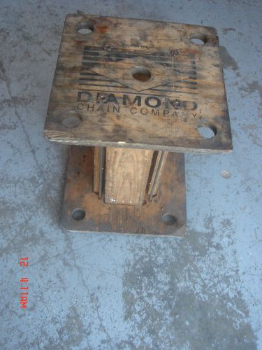 Vintage Diamond Chain Advertising Wooden  Carrier for No. 80 Riveted Chain