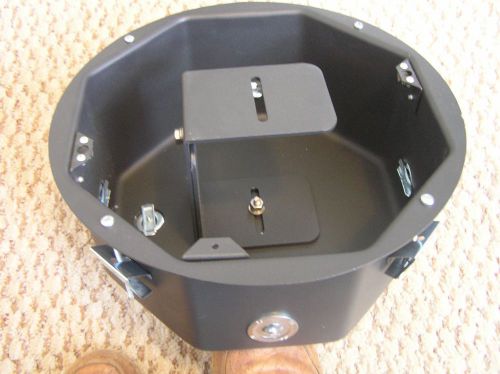 Pelco mounting box for in-ceiling indoor surveillance dome camera df8a-1 for sale