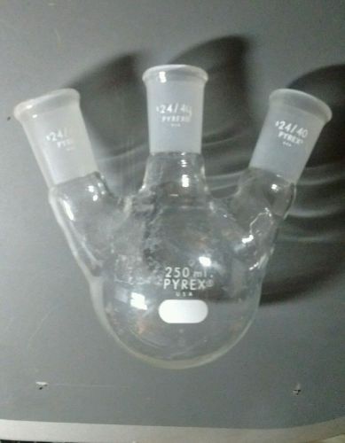 250ml angled triple-neck boiling flask for sale
